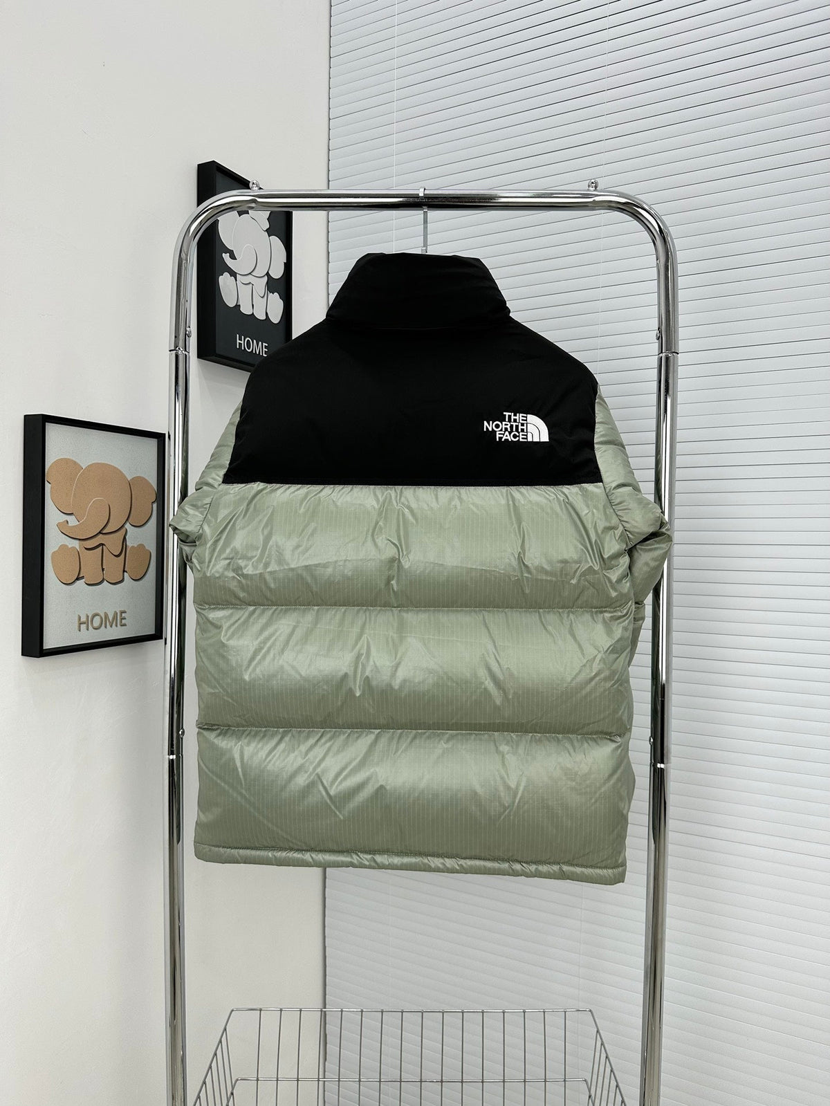 Ultra-Light Winter Puffer –33