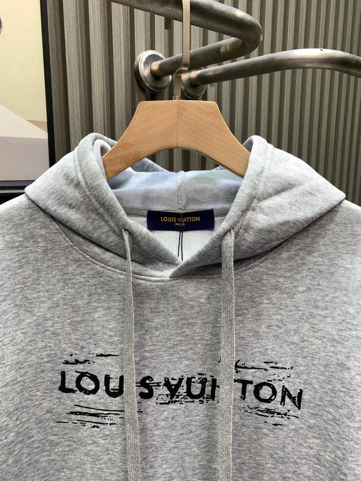 Classic Fit Hoodie-1025
