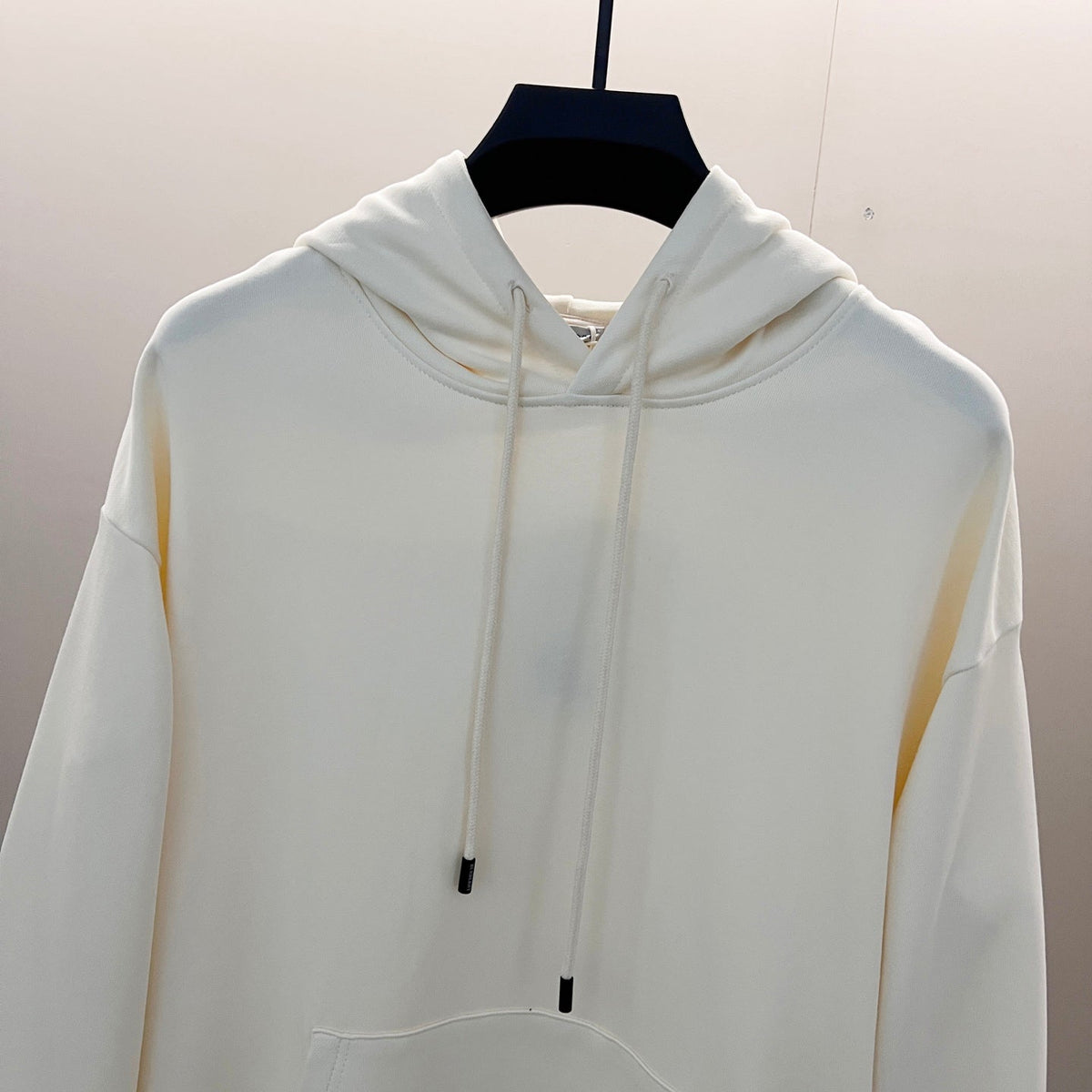 Classic Fit Hoodie-1030