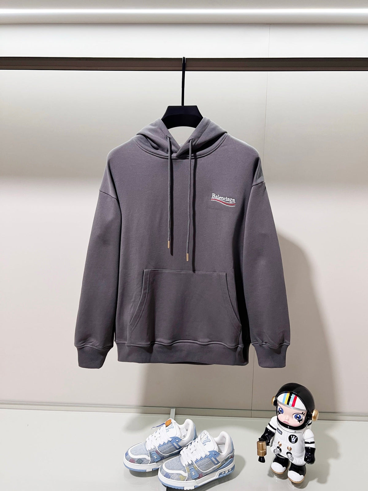 Classic Fit Hoodie-1071
