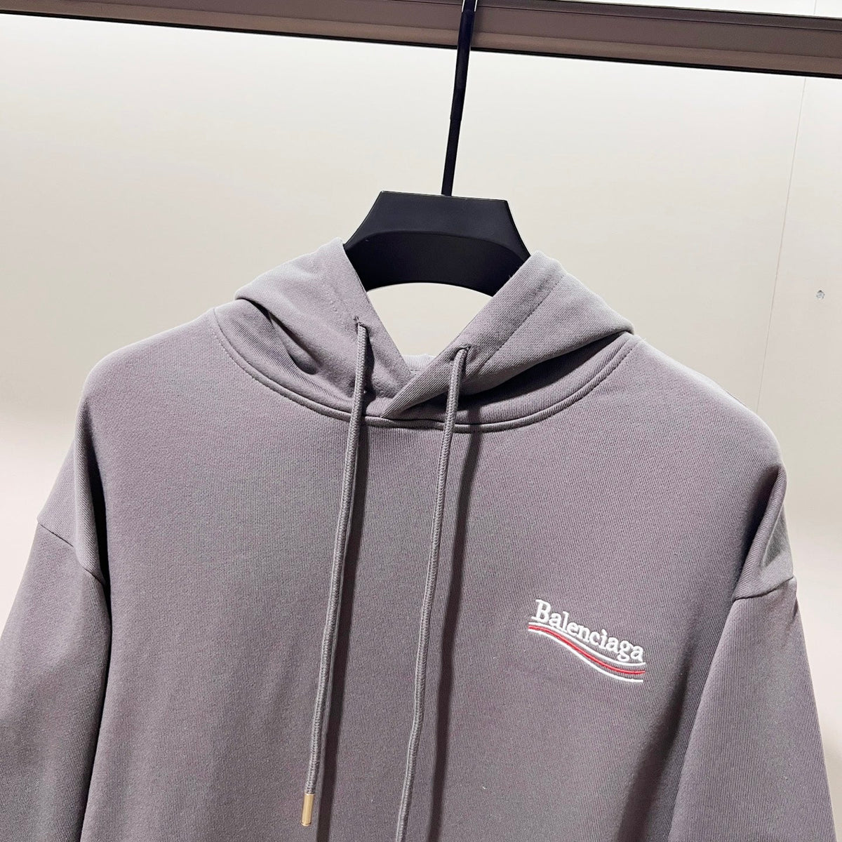 Classic Fit Hoodie-1071