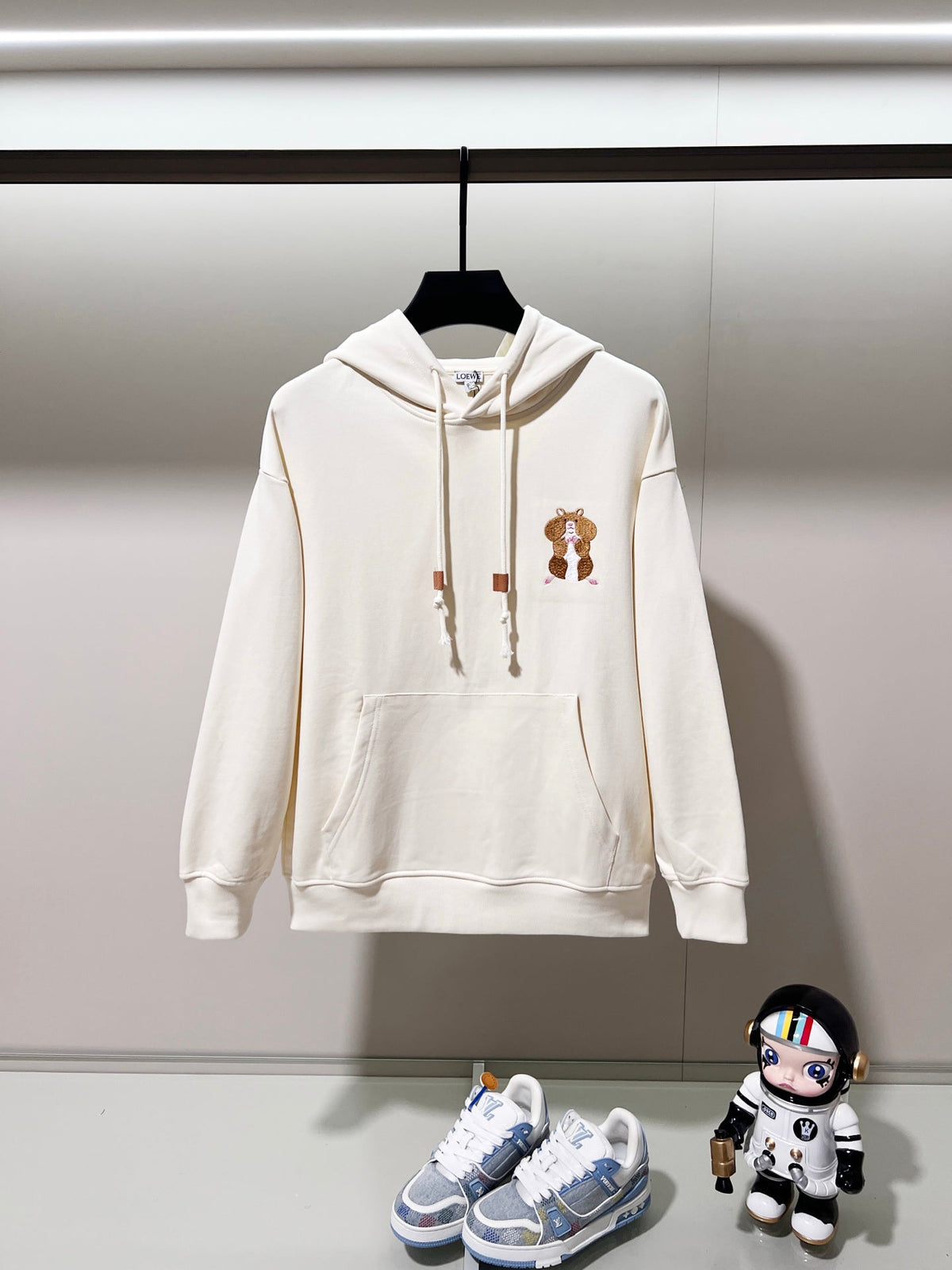 Classic Fit Hoodie-1087