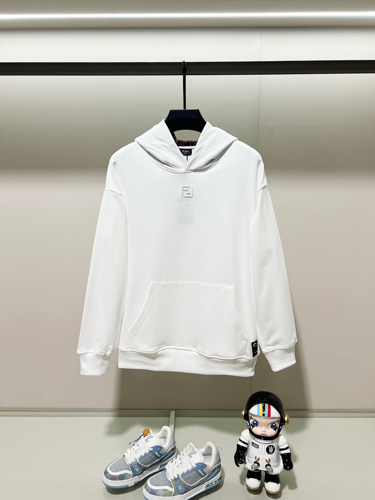 Classic Fit Hoodie-1104