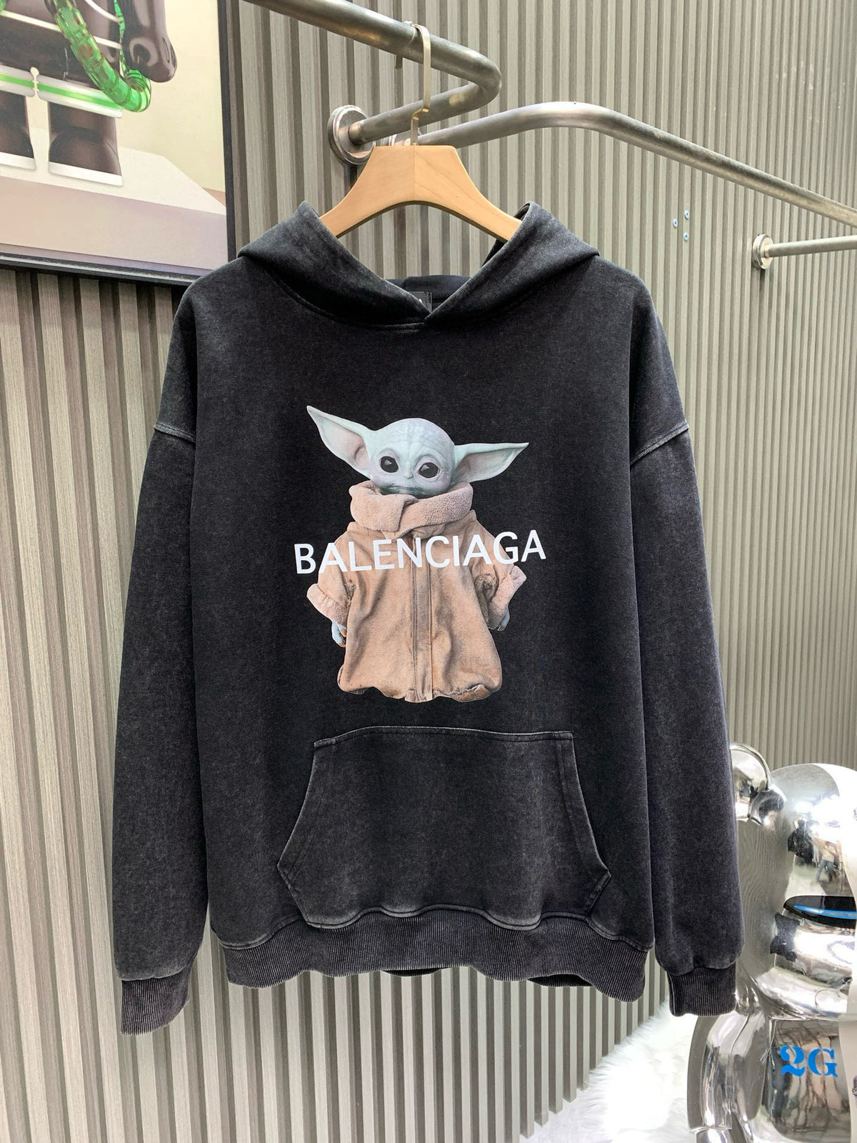 Classic Fit Hoodie-1021