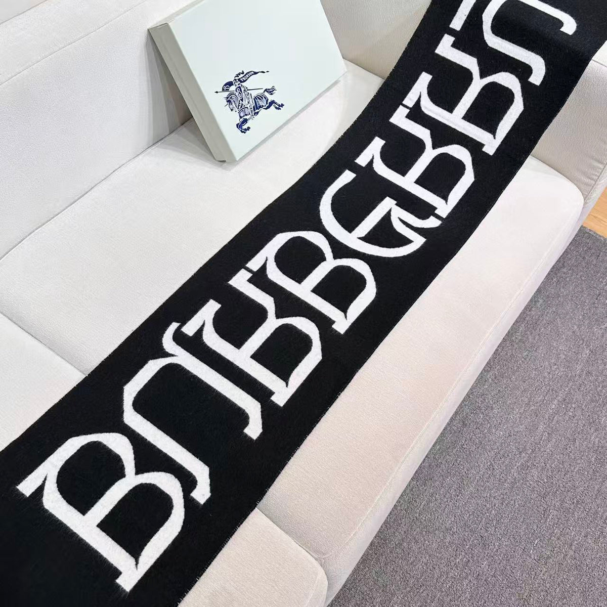 New 2026 Scarf Collection-9