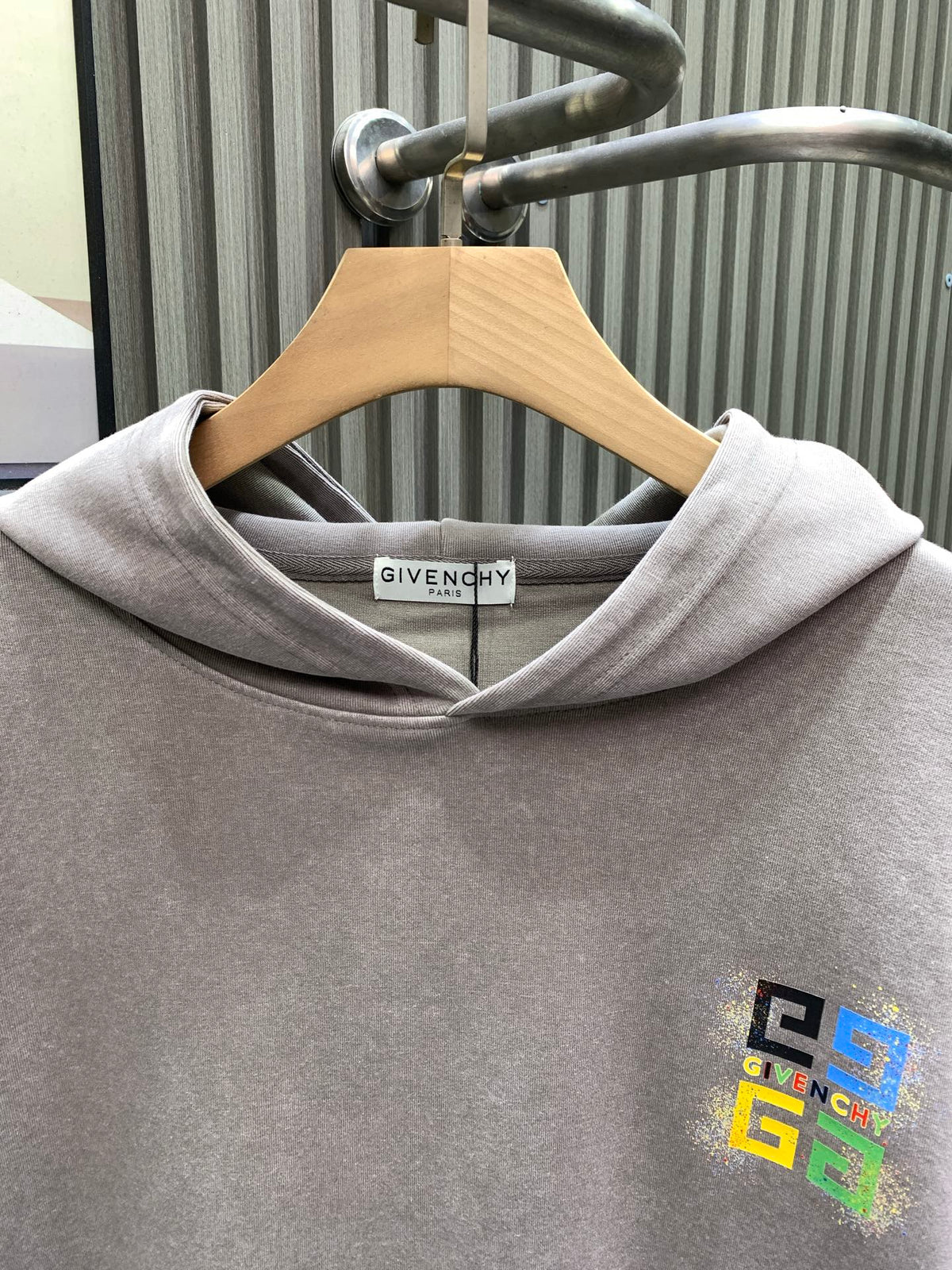Classic Fit Hoodie-1024