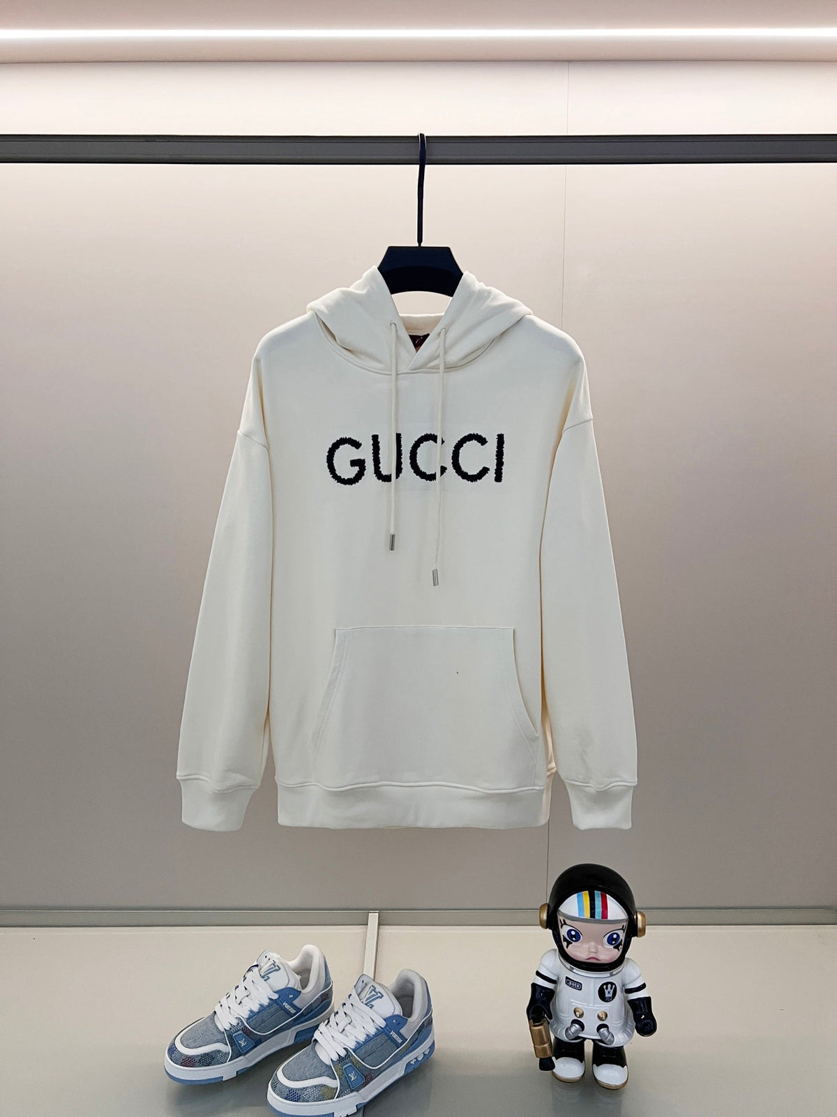 Classic Fit Hoodie-1028