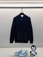 Classic Fit Hoodie-1052
