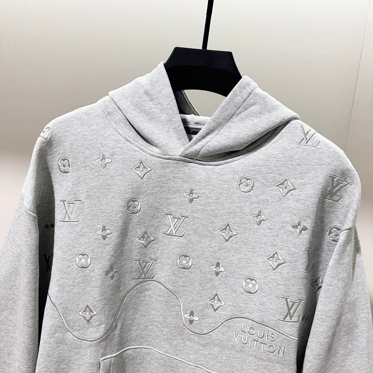 Classic Fit Hoodie-1068