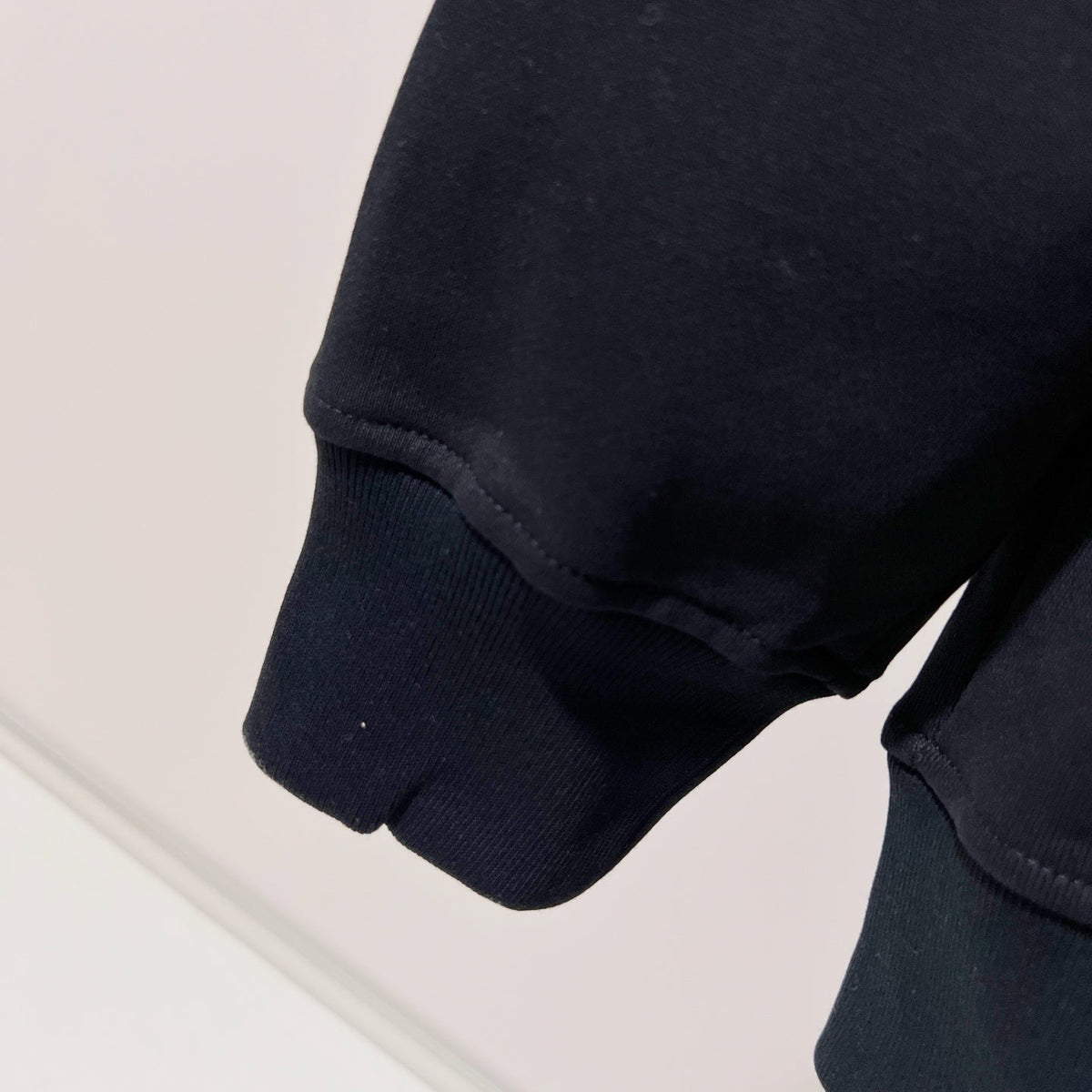 Classic Fit Hoodie-1069