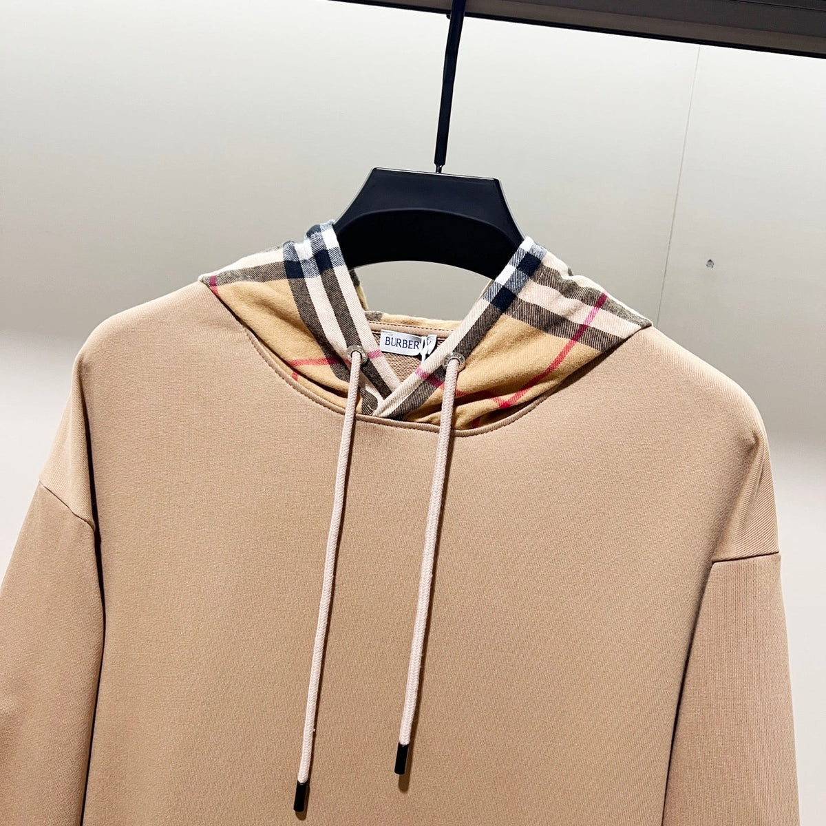 Classic Fit Hoodie-1100