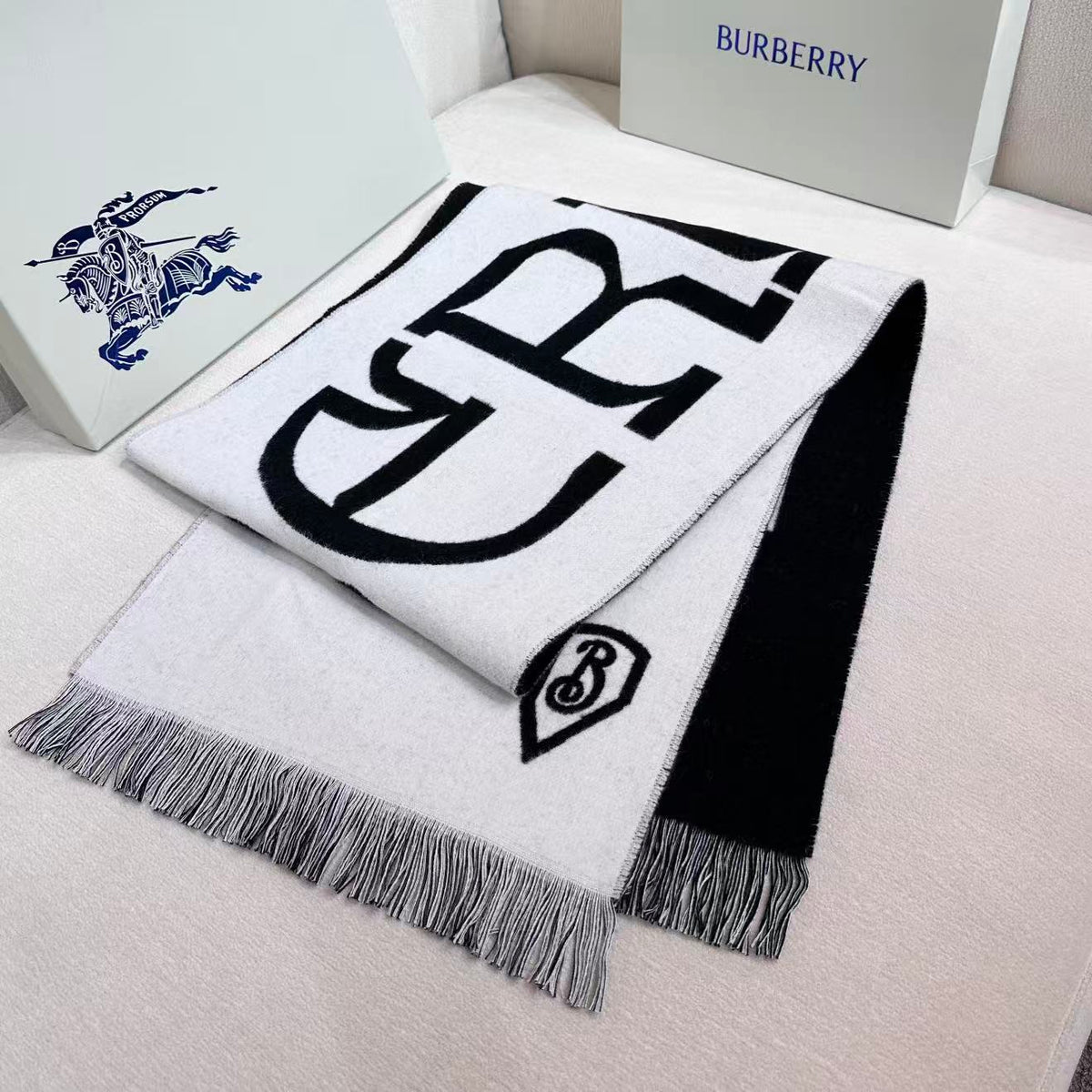 New 2026 Scarf Collection-9